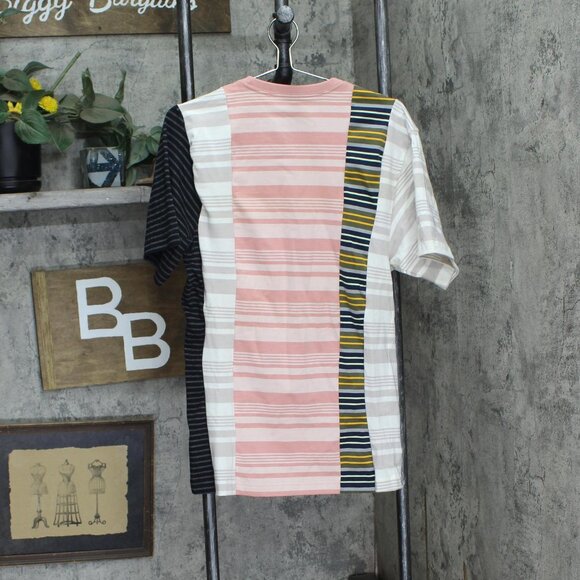 NEW Dickies Womens Remanufactured Baggy Utility Pocket Tee T-Shirt Pink Multi L - Picture 2 of 5